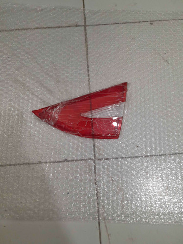 هزر اریزو 5 رو صندوق سمت راست